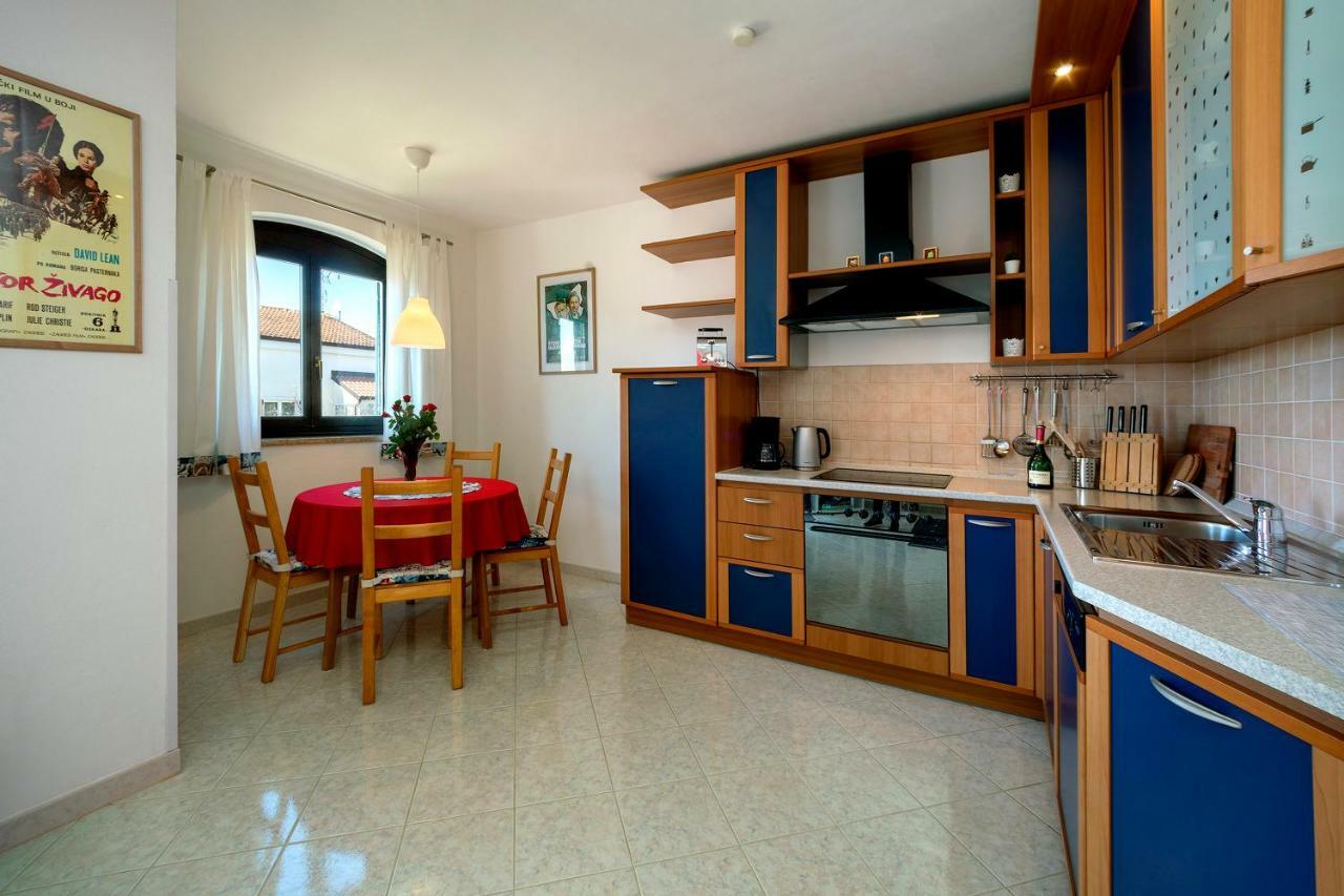 Apartment Kika Porec Ngoại thất bức ảnh