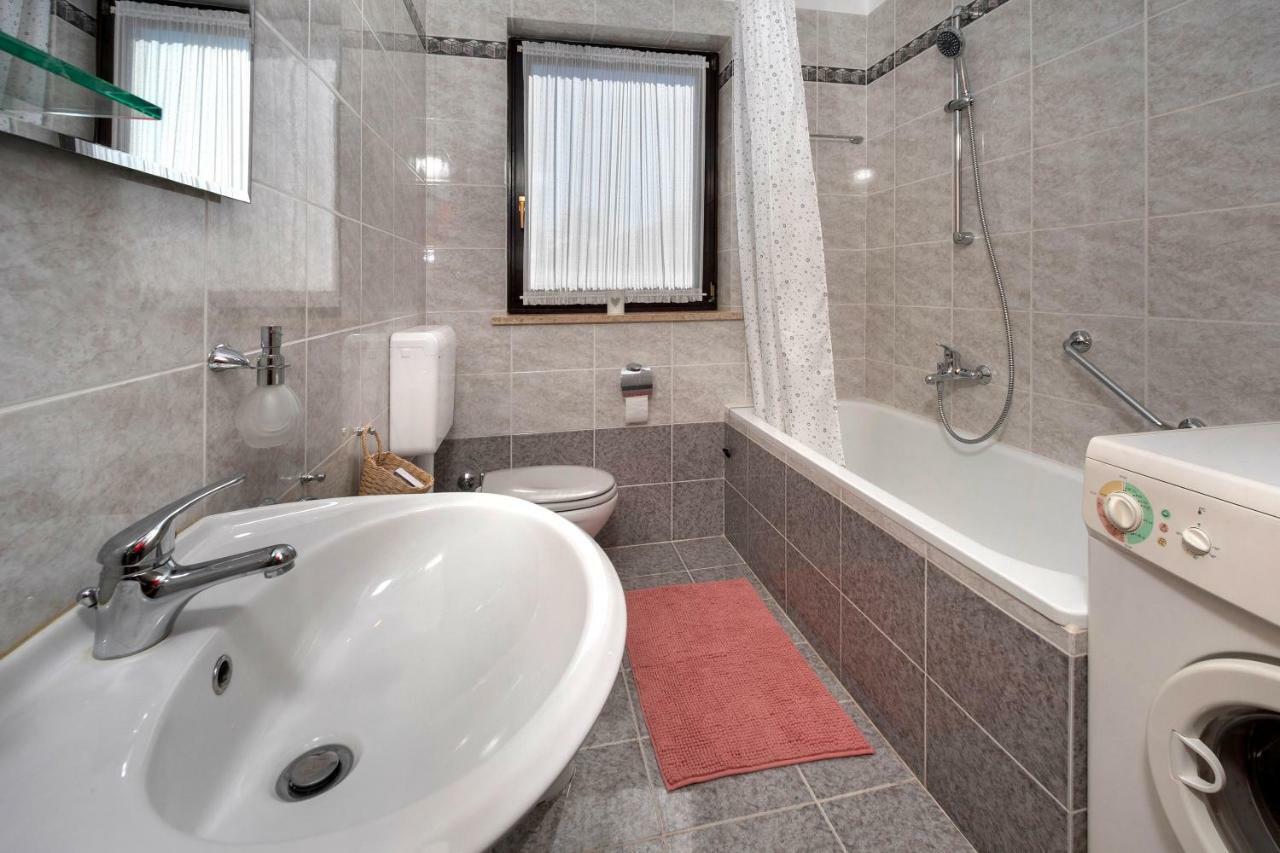 Apartment Kika Porec Ngoại thất bức ảnh